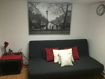 Adib Apartments - 362 Friel St, Unit 2 Ottawa